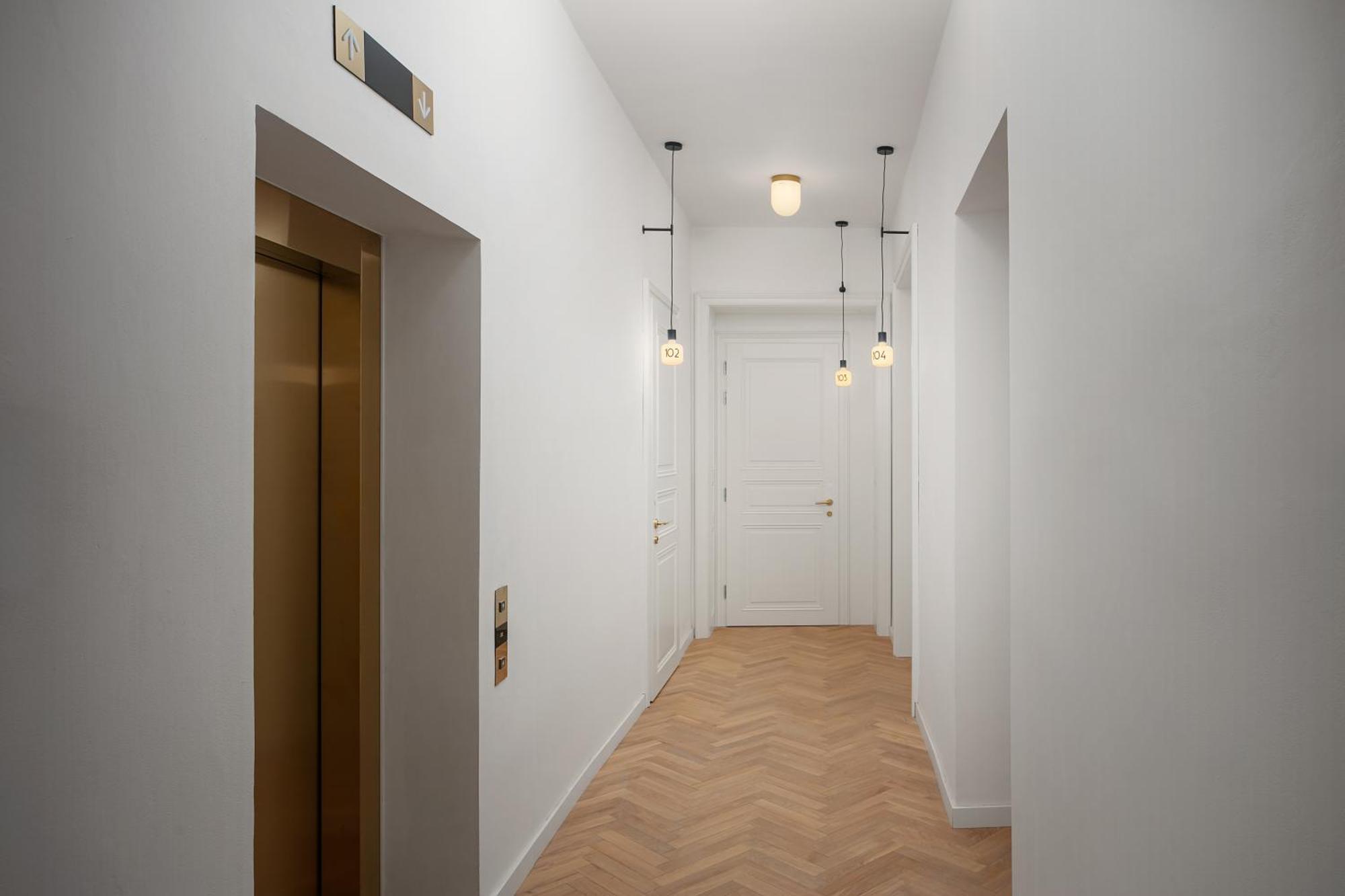 R16 Residences Praga Esterno foto